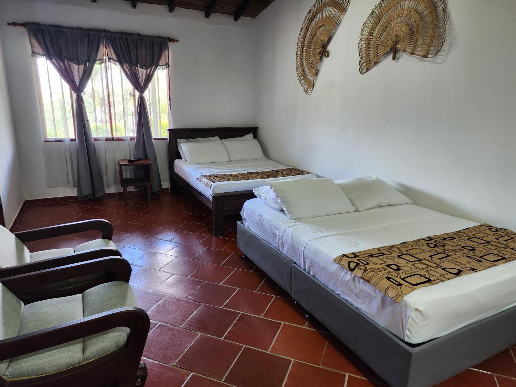 Hotel Campestre Palmas Del Zamorano San Gil Exteriör bild