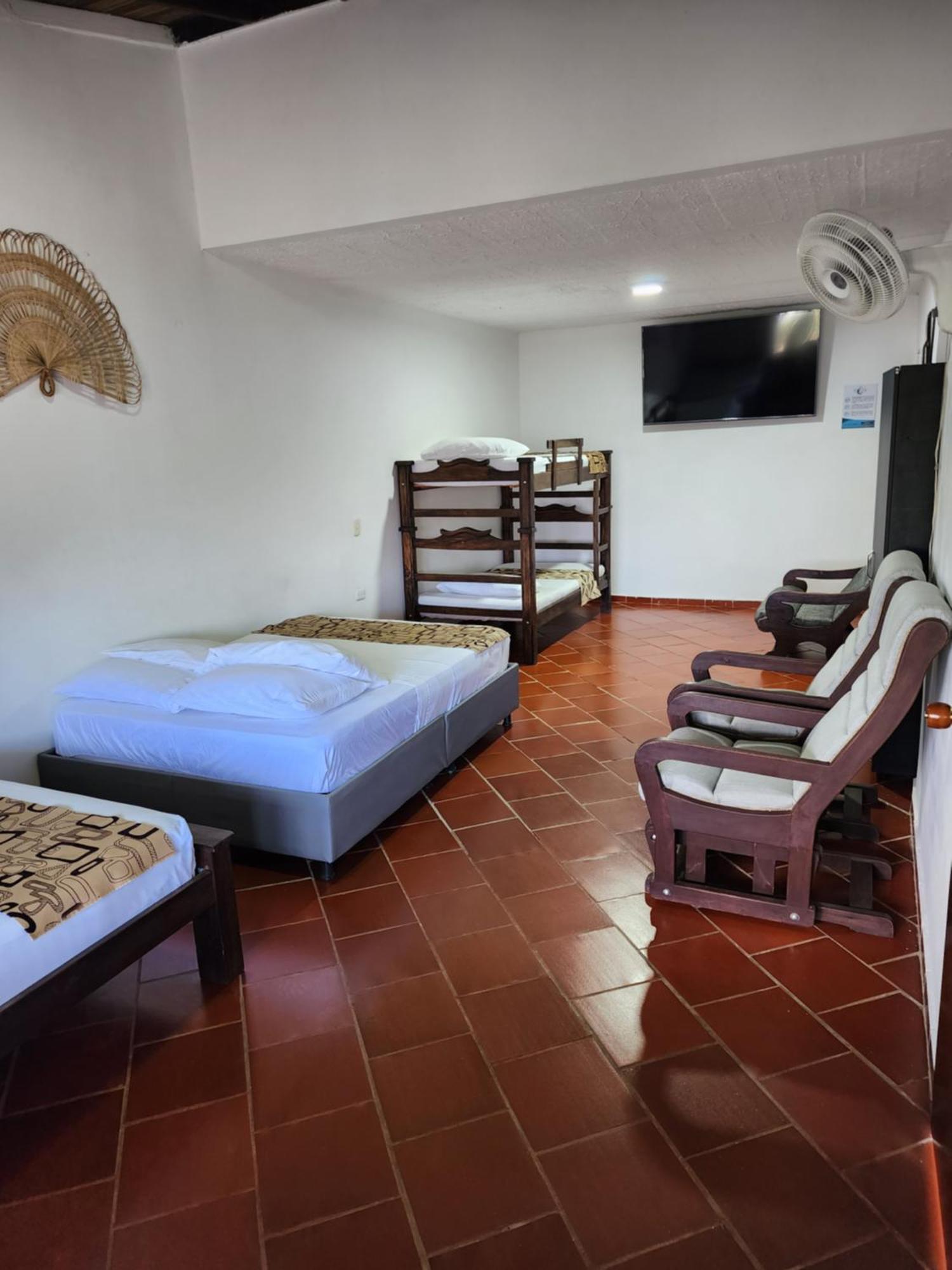 Hotel Campestre Palmas Del Zamorano San Gil Exteriör bild