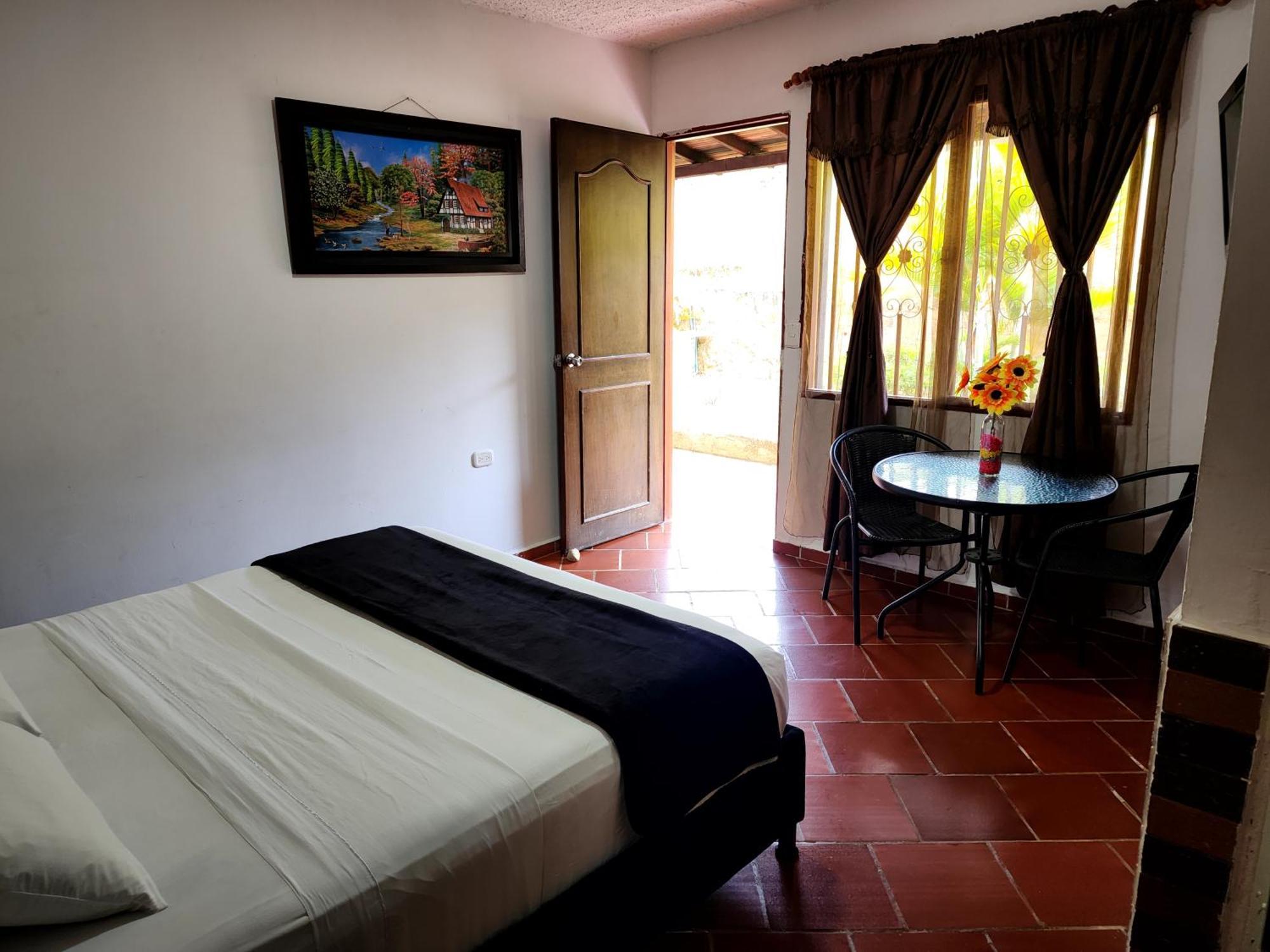 Hotel Campestre Palmas Del Zamorano San Gil Exteriör bild