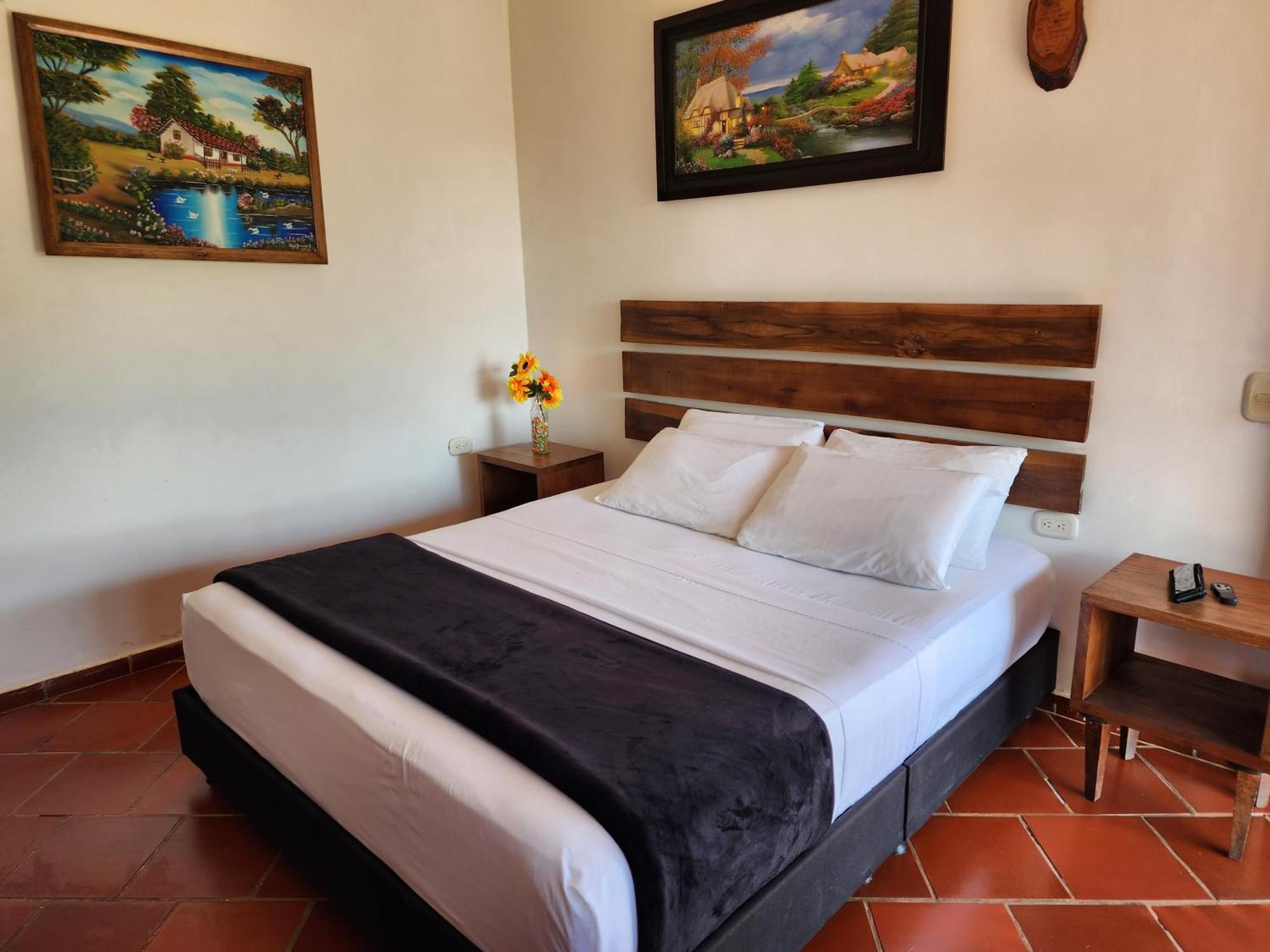 Hotel Campestre Palmas Del Zamorano San Gil Exteriör bild
